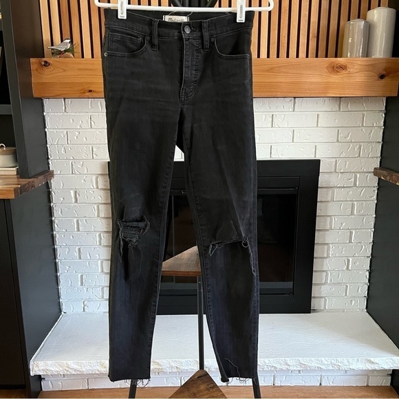 Madewell 9" Mid-Rise Skinny Jeans in Black Sea - Picture 1 of 9